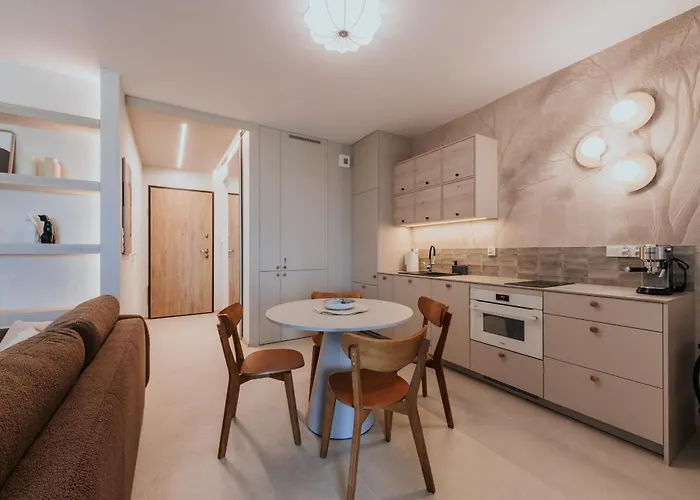 아파트 Kami Parking Free *