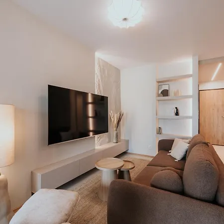 Kami Parking Free Apartman